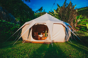 Glamping Essentials: What to Pack for a Chic Stay in the Wild